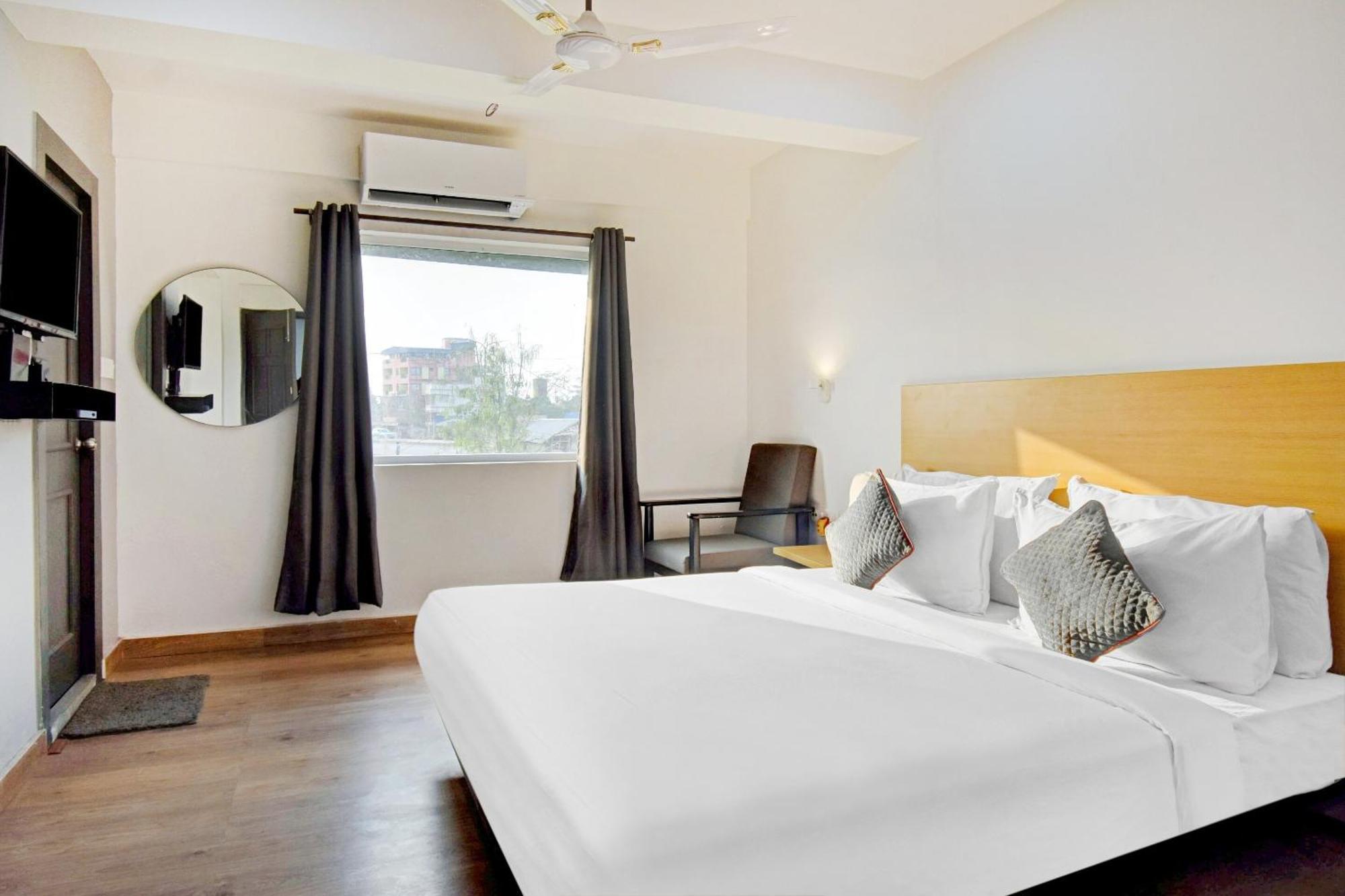 Hotel Super Townhouse The Royal Retreat Garui Exterior foto